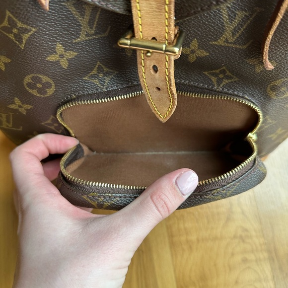 Louis Vuitton Monogram Montsouris MM Backpack (style discontinued by LV) - Picture 11 of 16